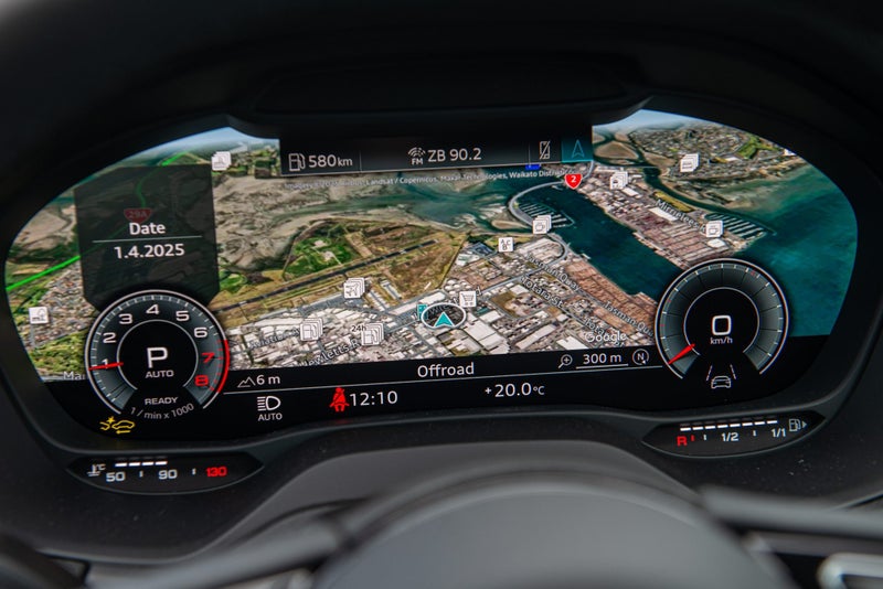 2025 Audi Q2 35 1.5TFSI 110kW Dynamic Black Edi... image 3