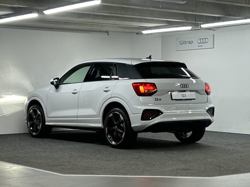 2025 Audi Q2 35 TFSI S tronic 110 kW image 4
