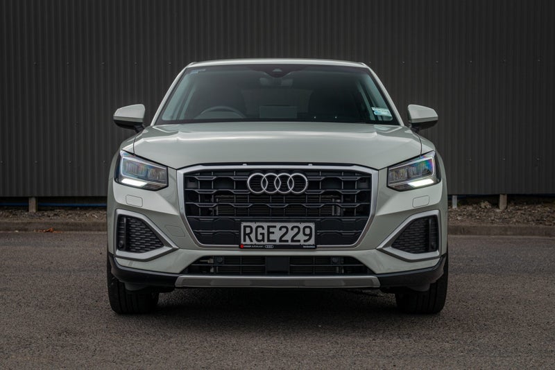 2025 Audi Q2 35 TFSI S tronic 110kW image 2