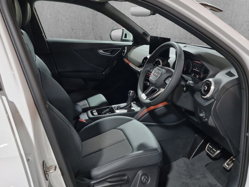 2025 Audi Q2 40 2.0 TFSI Sport quattro image 2