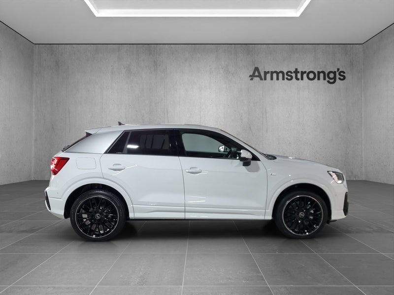 2025 Audi Q2 40 2.0 TFSI Sport quattro image 5