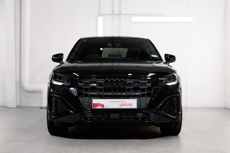 2025 Audi Q2 40 TFSI quattro S line image 3