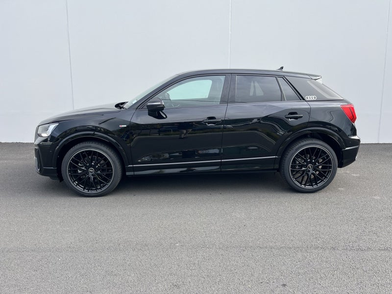 2025 Audi Q2 40 TFSI Quattro S Line image 4
