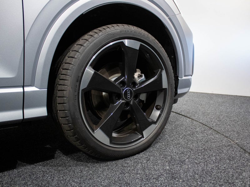 2025 Audi Q2 Dynamic Black Edition 35 TFSI 110kW image 4