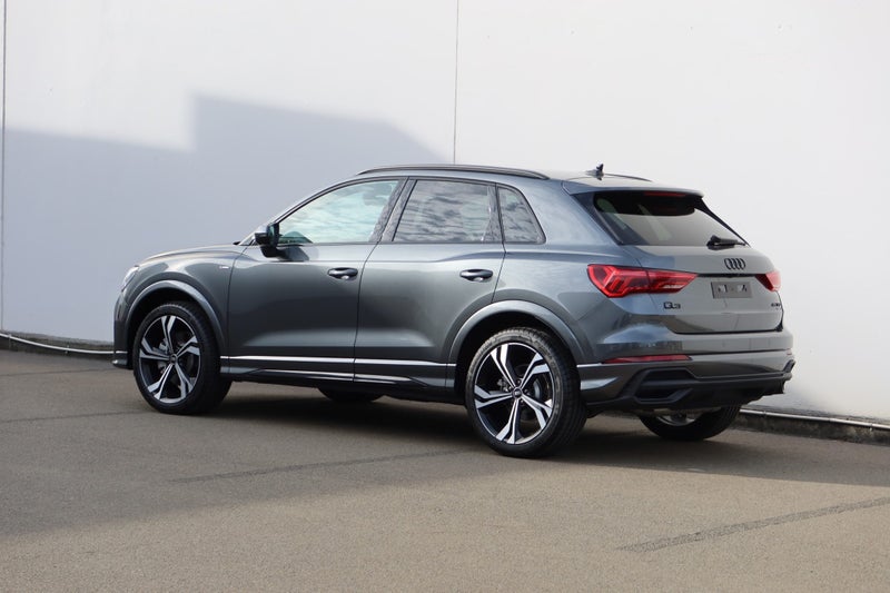 2025 Audi Q3 45 TFSI Q S Line image 5