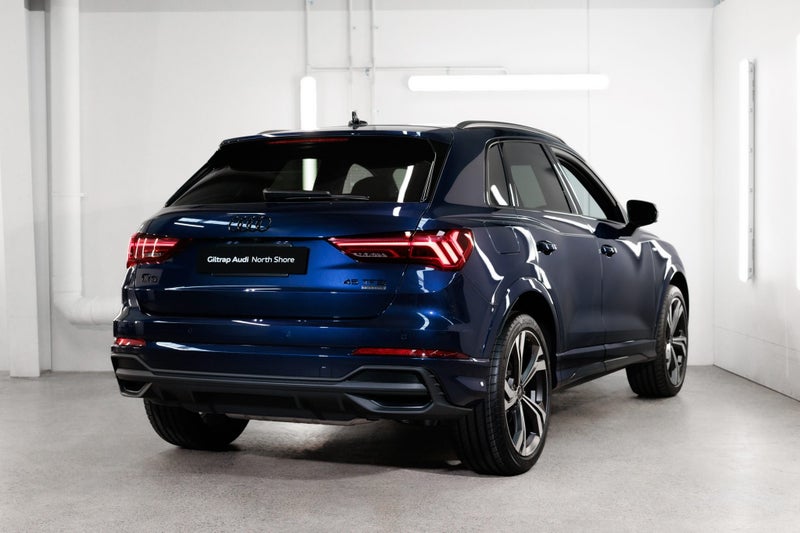 2025 Audi Q3 45 TFSI q S tronic (180 kW) image 2