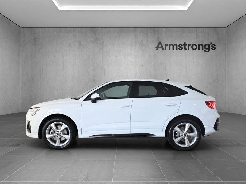 2025 Audi Q3 45 TFSI S Line Quattro image 5