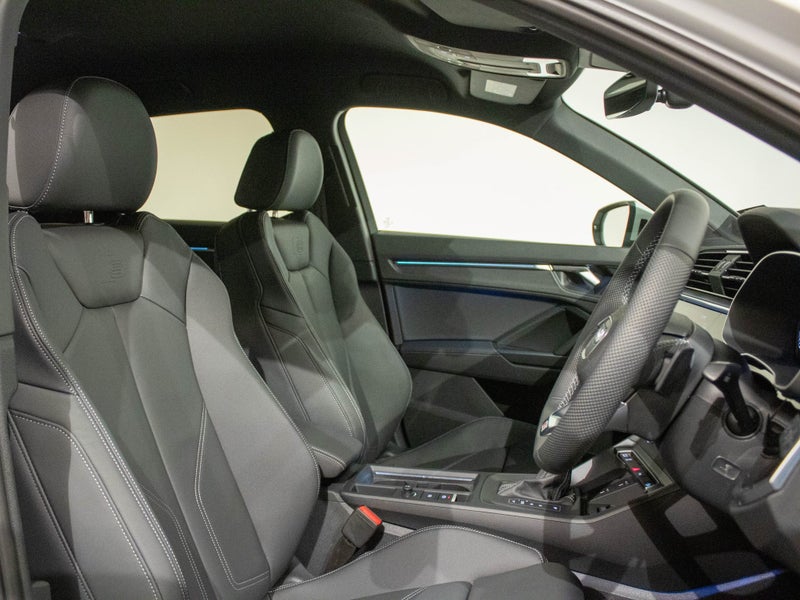2025 Audi Q3 Dynamic Black Edition 35 TFSI 110kW image 5