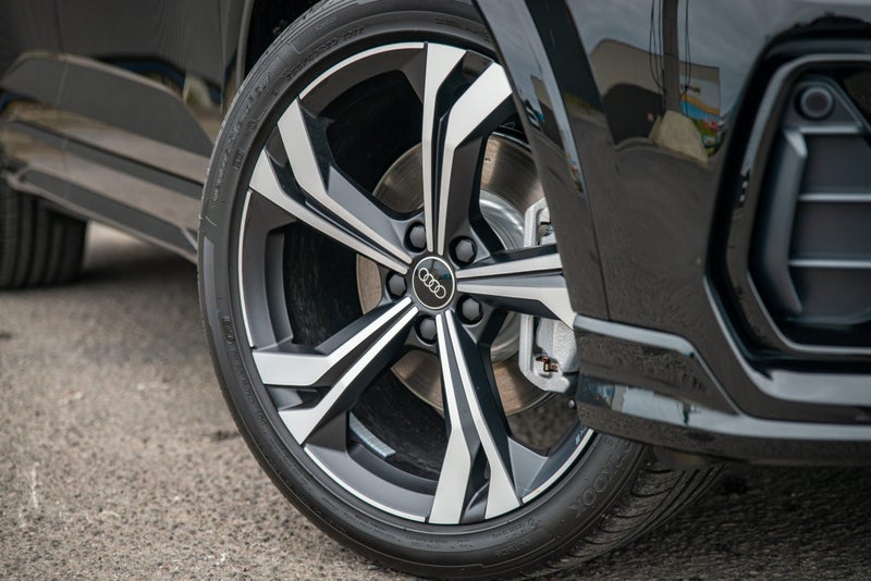 2025 Audi Q3 Sportback 2.0TFSI 180kW S line qua... image 3