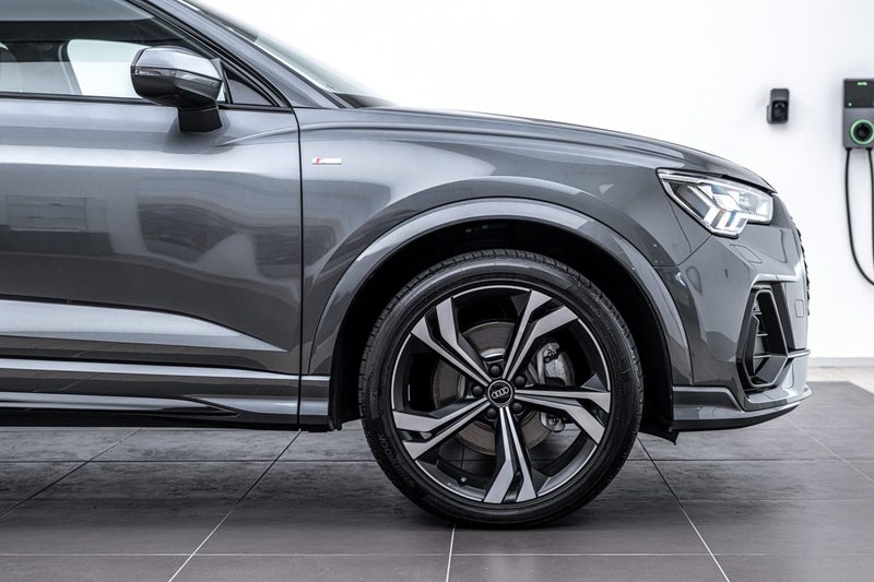 2025 Audi Q3 SPORTBACK 45 TFSI Q S TRONIC 180KW image 3