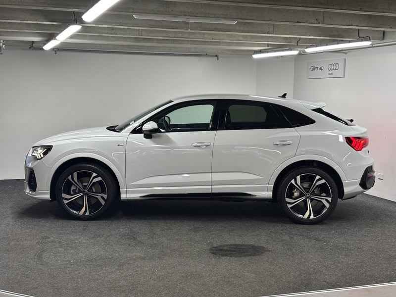 2025 Audi Q3 Sportback 45 TFSI q S tronic image 3