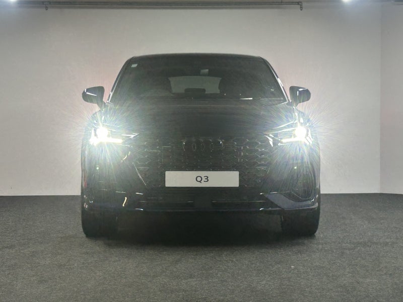 2025 Audi Q3 Sportback 45 TFSI S Tronic image 2