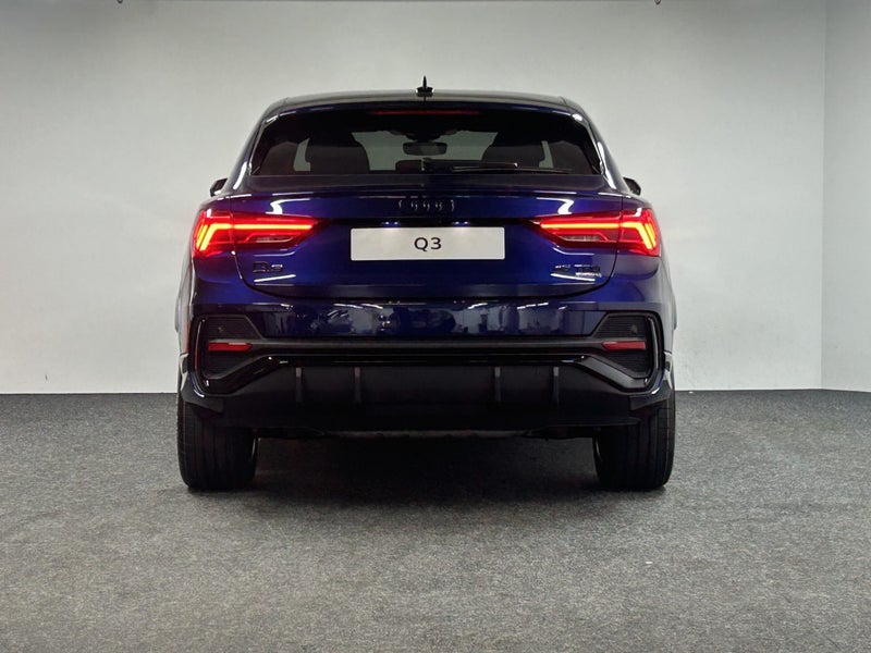 2025 Audi Q3 Sportback 45 TFSI S Tronic image 5
