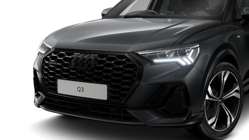 2025 Audi Q3 Sportback Dynamic Black Edition qu... image 3
