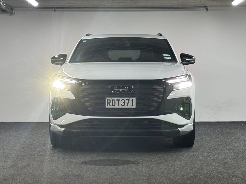 2025 Audi Q4 45 e-tron 210kW image 2