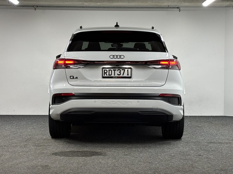 2025 Audi Q4 45 e-tron 210kW image 4