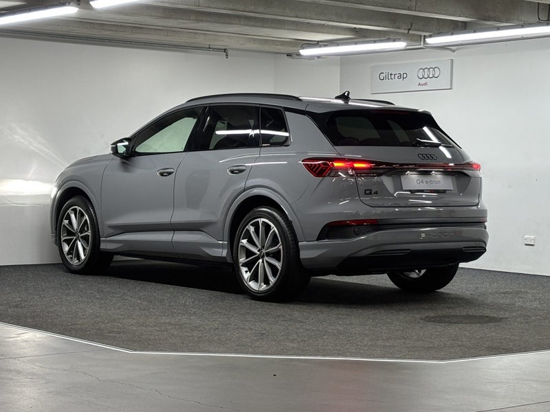 2025 Audi Q4 45 E-Tron 210kW image 4