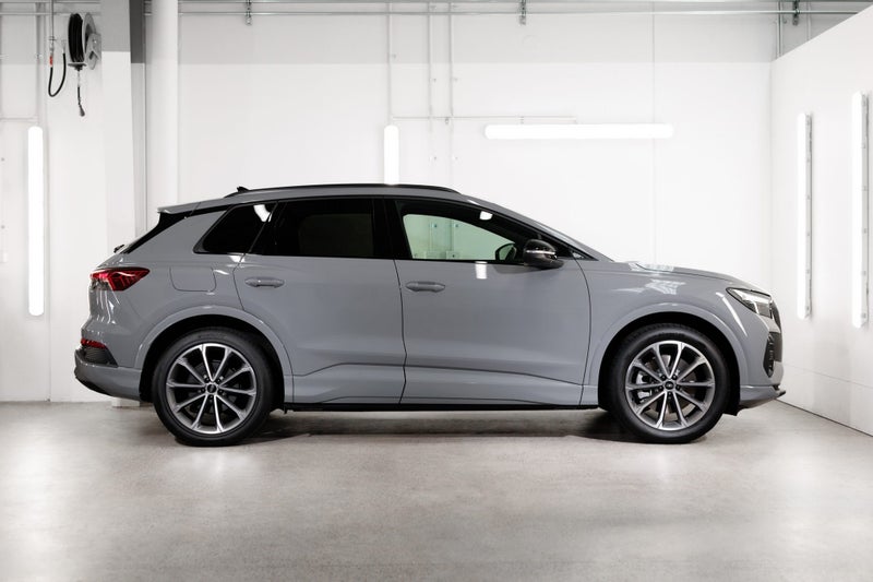 2025 Audi Q4 45 e-tron 210kW image 4