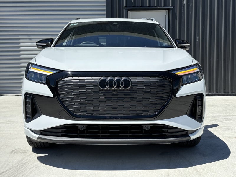 2025 Audi Q4 45 e-tron 210kW image 2
