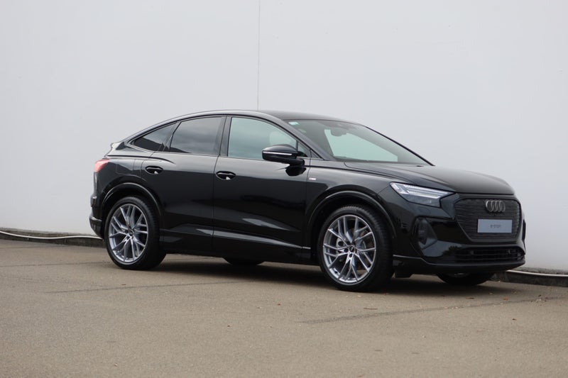 2025 Audi Q4 55 Dynamic Black Edition image 1