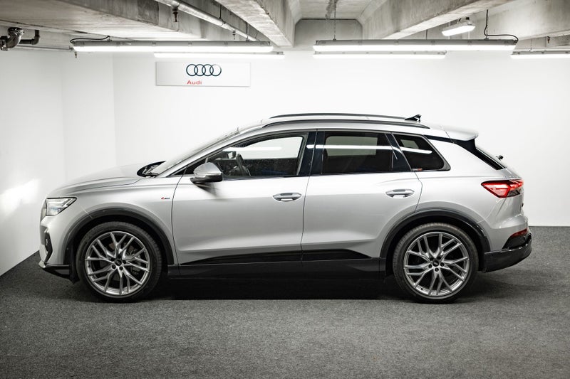 2025 Audi Q4 55 e-tron quattro 250 kW image 3