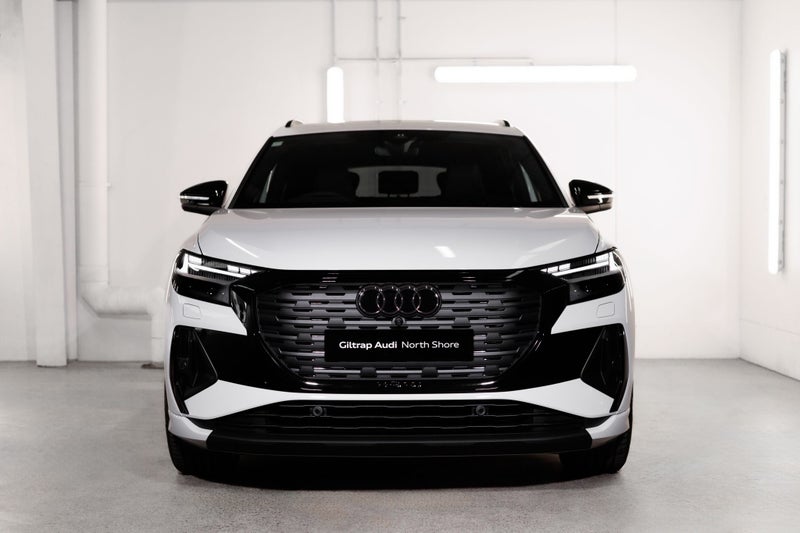 2025 Audi Q4 55 e-tron quattro 250 kW image 3