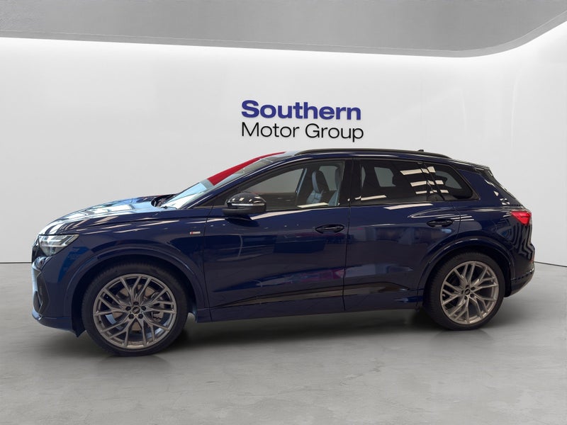 2025 Audi Q4 55 e-tron quattro 250kW image 4