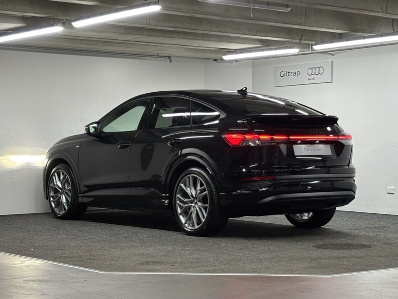 2025 Audi Q4 Sportback 55 e tron 250 kW image 4