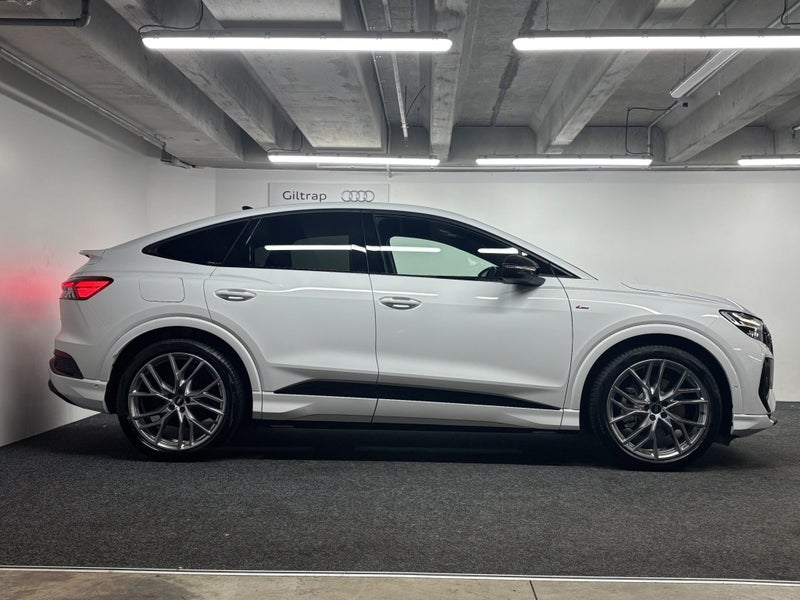 2025 Audi Q4 Sportback 55 E Tron 250 kW image 3