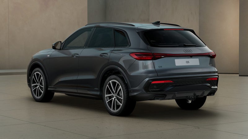 2025 Audi Q5 2.0TFSI 150kW quattro image 2