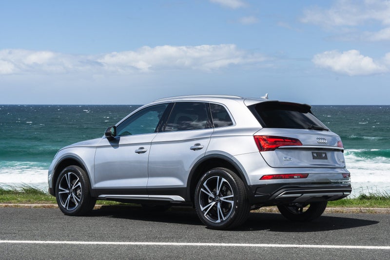 2025 Audi Q5 4 0 TFSI q S tronic 150kW image 4
