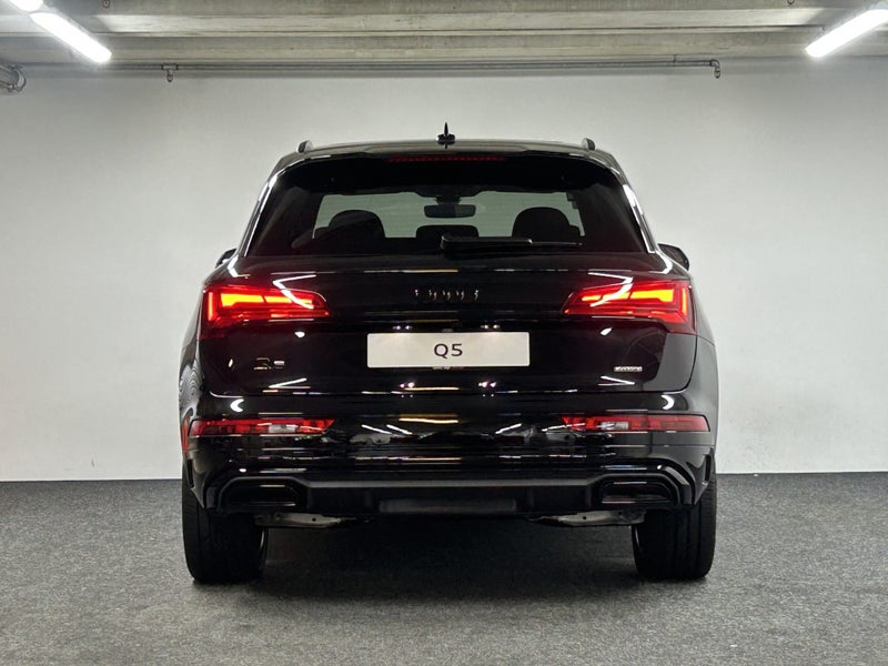 2025 Audi Q5 50 TFSI e quattro S tronic image 5