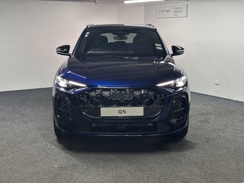 2025 Audi Q5 E-Hybrid S Line image 2