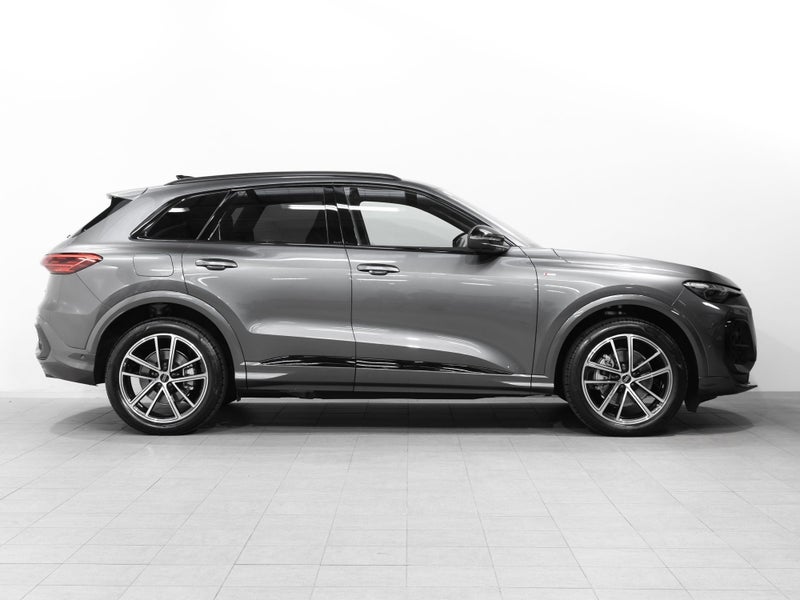 2025 Audi Q5 S-Line 150kW 2L Turbo AWD image 5
