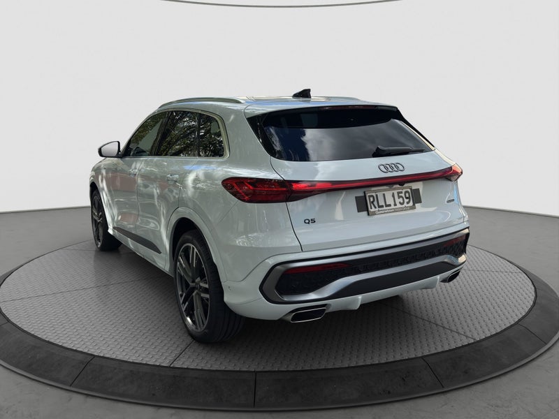 2025 Audi Q5 SUV TFSi quattro S tronic 150 kW image 4