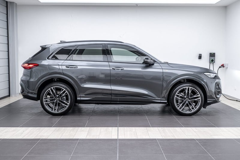 2025 Audi Q5 SUV TFSI QUATTRO S TRONIC 150 KW image 2