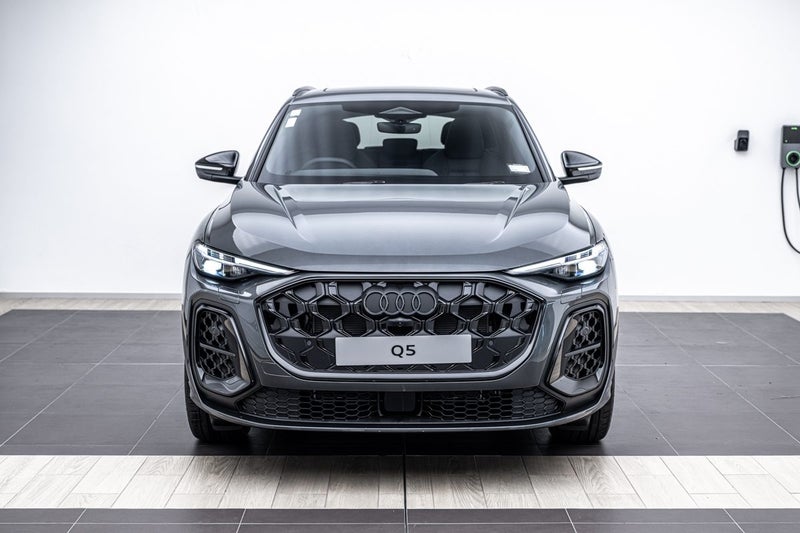 2025 Audi Q5 SUV TFSI QUATTRO S TRONIC 150 KW image 5