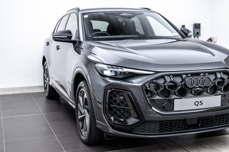 2025 Audi Q5 SUV TFSI quattro S Tronic 150kW image 5