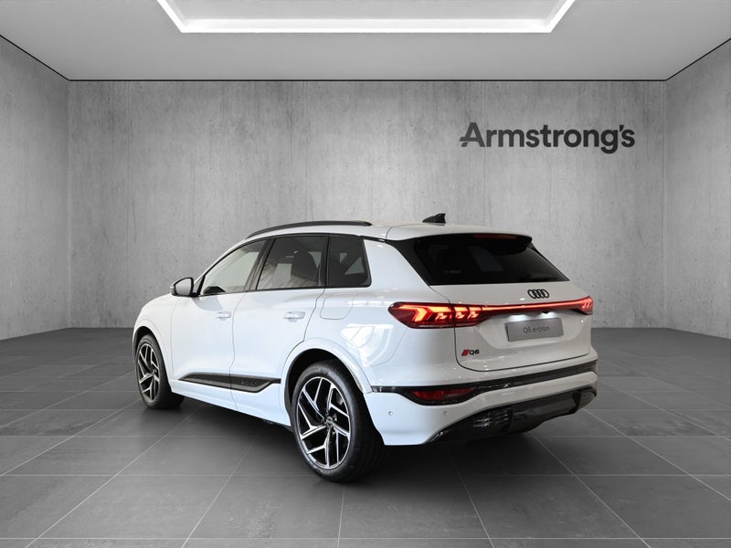2025 Audi Q6 e-tron S Line quattro 285kw image 3