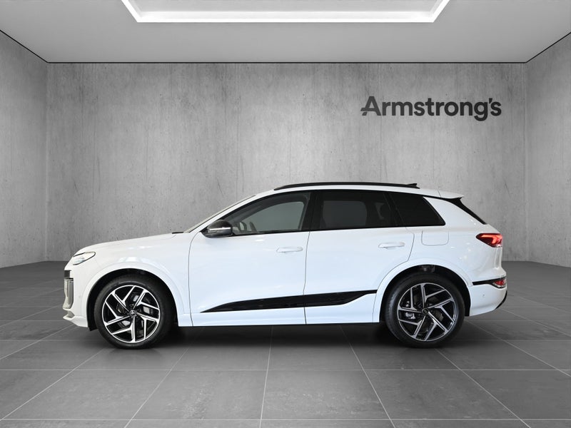 2025 Audi Q6 e-tron S Line quattro 285kw image 5