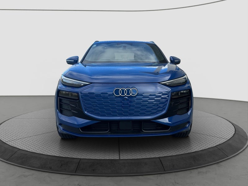 2025 Audi Q6 SUV e-tron 225 kW image 2