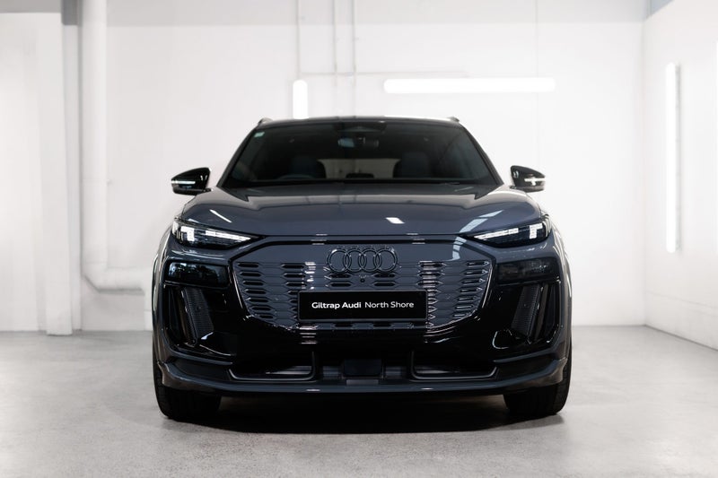 2025 Audi Q6 SUV e-tron quattro 285 kW image 3