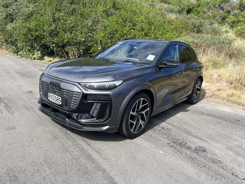2025 Audi Q6 SUV e-tron quattro 285kw image 3