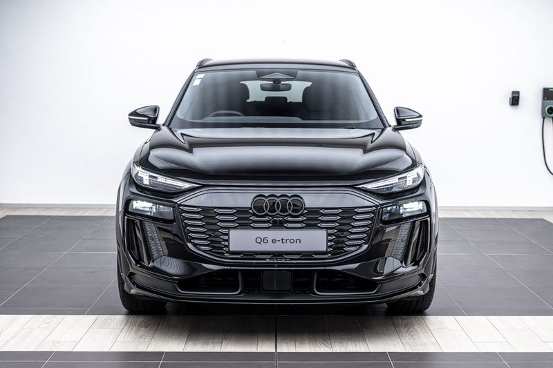 2025 Audi Q6 SUV E-TRON QUATTRO 285KW image 4