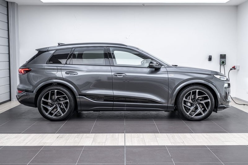2025 Audi Q6 SUV E-TRON QUATTRO 285KW image 2
