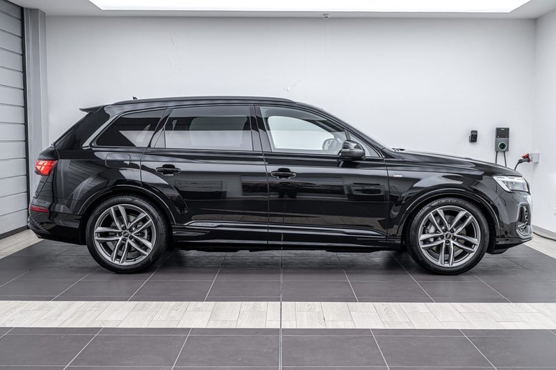 2025 Audi Q7 50 TDI QUATTRO TIPTRONIC image 2