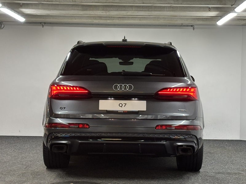 2025 Audi Q7 50 TDI Quattro Tiptronic image 5