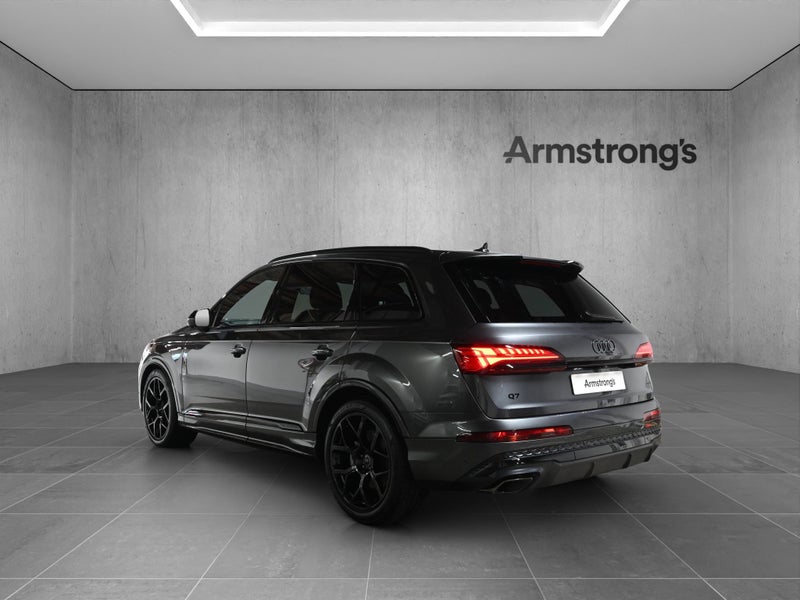 2025 Audi Q7 50 TDI S-Line image 4