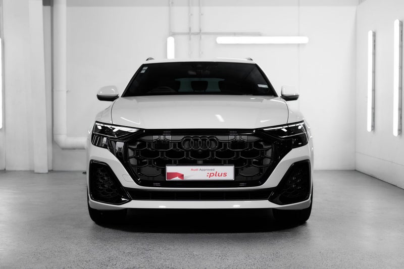 2025 Audi Q8 55 TFSI quattro tiptronic image 3