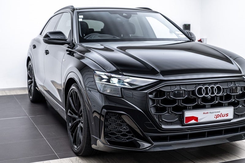 2025 Audi Q8 60 TFSI E image 5